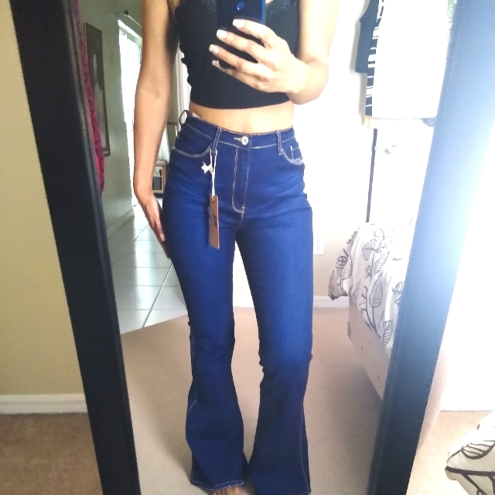 Bell Bottom Jeans - Picture 5 of 8